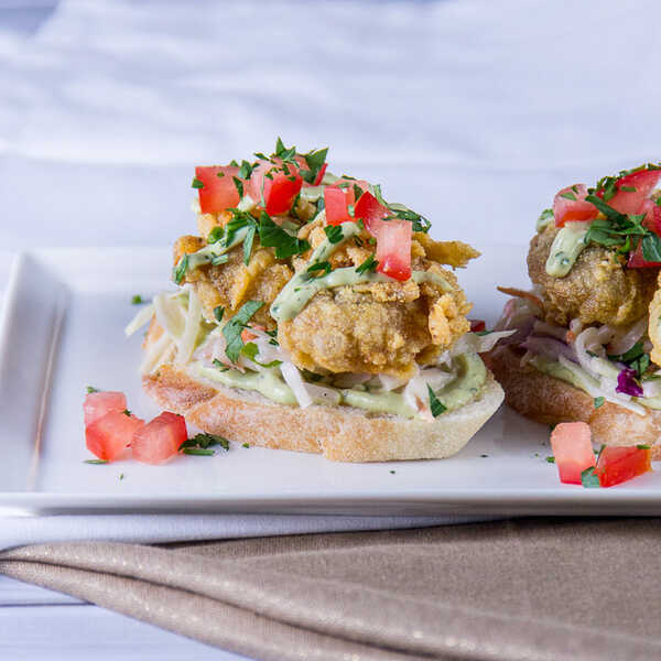 Recipe for Fried Oysters with Lime and Cilantro Avocado Sauce