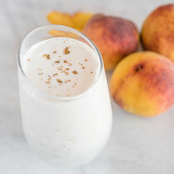 Recipe for Spiced Peach Cobbler Milkshake