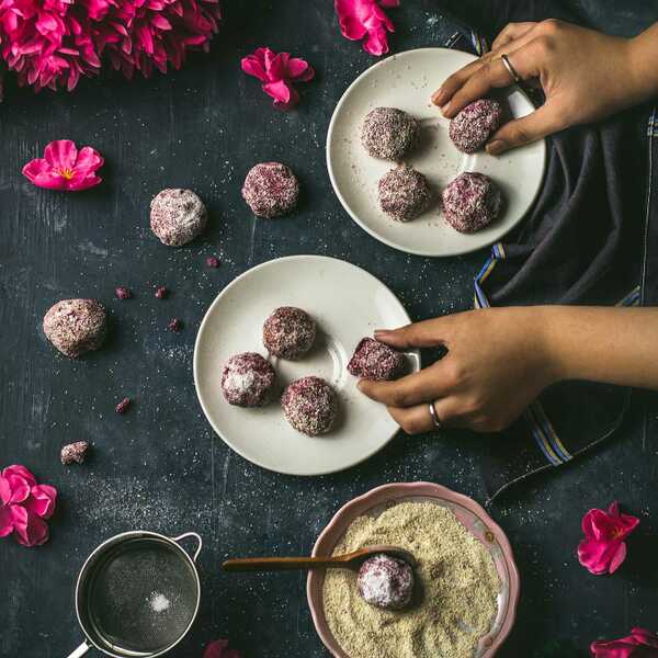 Recipe for Beetroot Bliss Balls