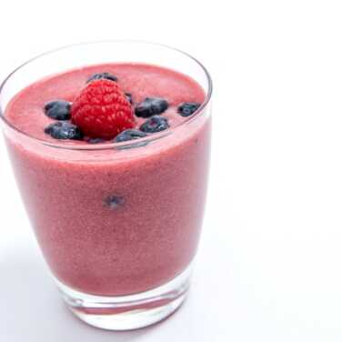 Recipe for Blueberry Raspberry Strawberry Apple Juice