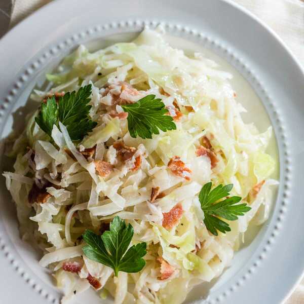 Recipe for Creamed Cabbage with Bacon