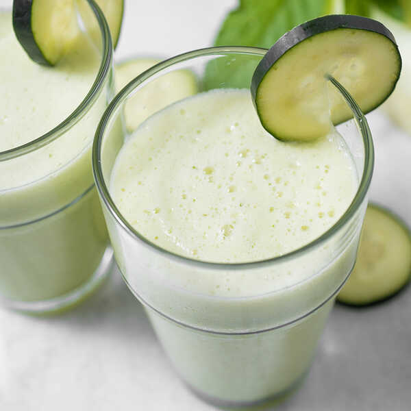 Recipe for Cucumber Honeydew Mint Smoothie