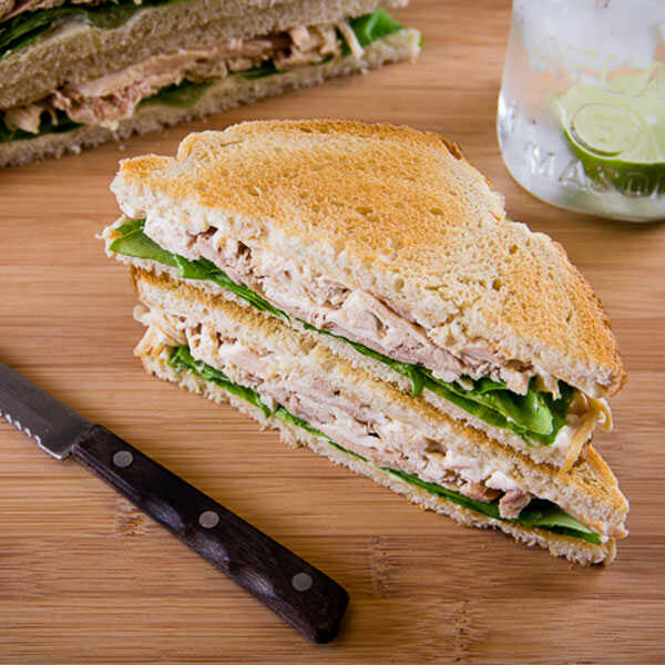 Recipe for Shredded Chicken Sandwich