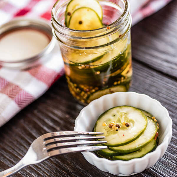 Recipe for Quick Spicy Bread and Butter Pickles