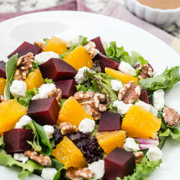 Recipe for Roasted Beet Salad with Goat Cheese and Balsamic Dressing