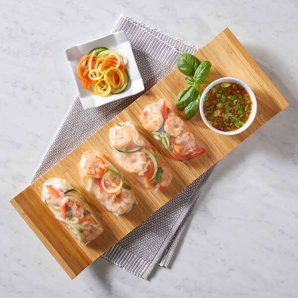Recipe for Spiralized Vegetable Spring Rolls with Shrimp and Spicy Thai Style Sauce