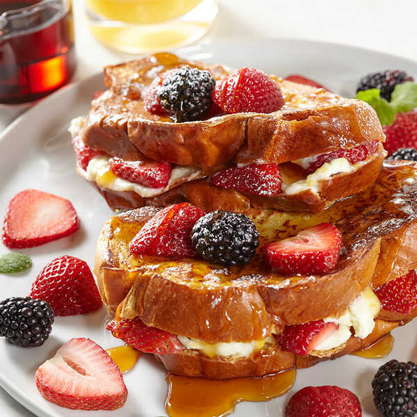 Recipe for Strawberry Mascarpone Stuffed French Toast