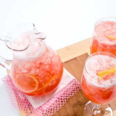 Recipe for Strawberry Lemon Sparkling Water